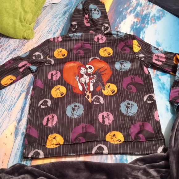 The Nightmare Before Christmas Hoodie Large. Design on front and back.(yes #2). - Picture 2 of 7
